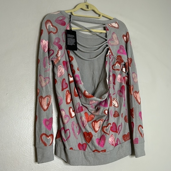 Chaser all over heart print graffiti sweatshirt size medium grey pink women’s - Picture 3 of 4